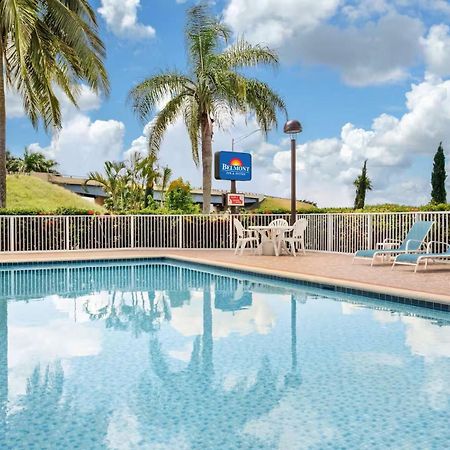 Belmont Inn & Suites Florida City Exteriör bild