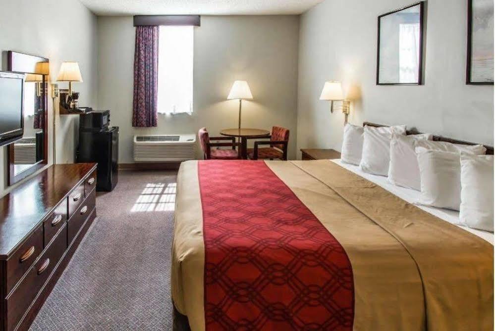 Belmont Inn & Suites Florida City Exteriör bild